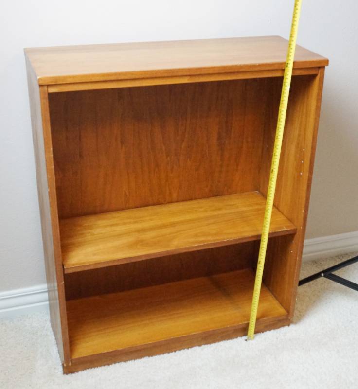 lot 1465 image: Nice wood book shelf
