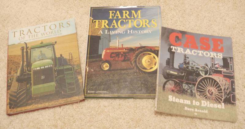 lot 3143 image: Lot of 3 Tractor Books, CASE, Farm and Tractors of the world