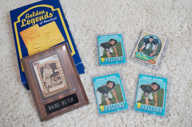 lot 3169 image: Lot of Sport Cards - see pics for details