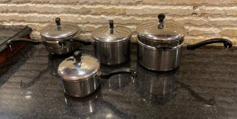 lot 3348 image: Set of Pots and a Double Boiler
