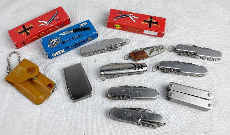 lot 3375 image: Lot of Pocket Knifes See Pics