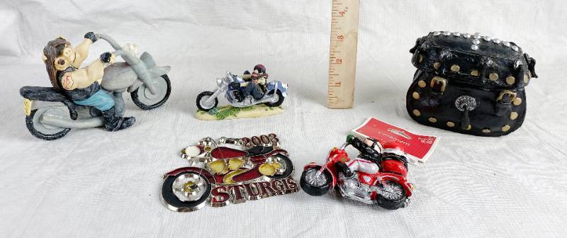 lot 3385 image: Lot of Motorcycle Figurines, Trinket Boxes and X-Mas Ornaments COOL