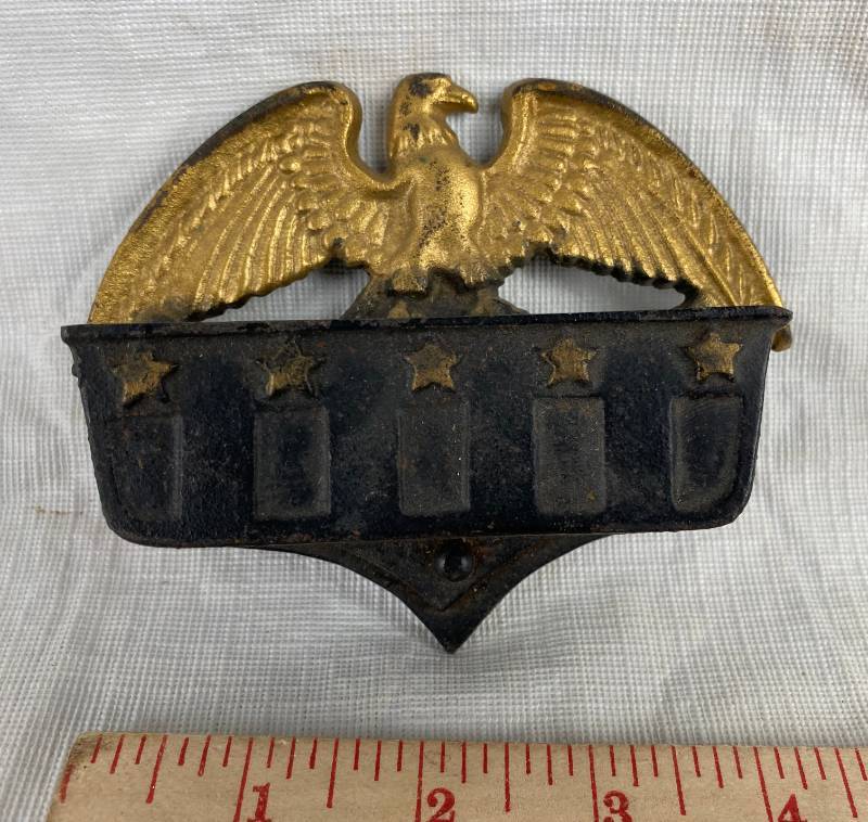 lot 3392 image: Cast Iron Metal Eagle Match Box Holder - Very unique