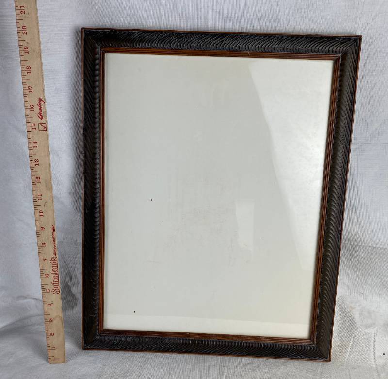 lot 3433 image: Very nice Wood Picture see pics for measurements