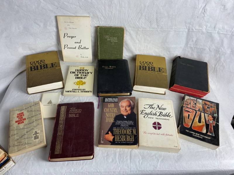 lot 3447 image: Lot of Books -Religious and Bibles - see pics for titles