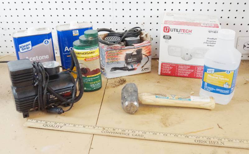 lot 1558 image: Painting Clean up lot - Air Compressors, Acetone and more See pics