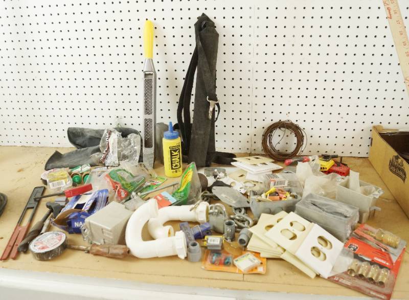 lot 1549 image: Handyman Repair lot - Save a trip to the store - So much here