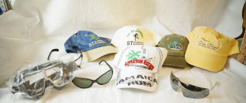 lot 1512 image: Lot of Mens Sunglasses and Vacation Ball Caps - Some new