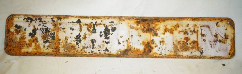 lot 1473 image: Very old street sign - Heavy Metal