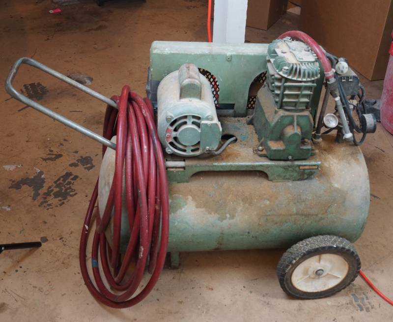 lot 1468 image: Dayton Air Compressor - runs and pressures up- see video
