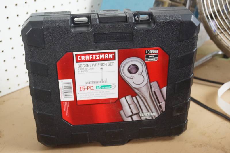 lot 1596 image: NEW Craftsman 10 pc Socket Wrench Set - never opened