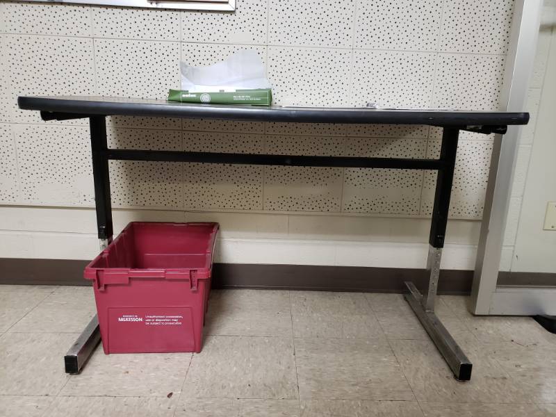 lot 10092 image: Metal  Composite Work Table