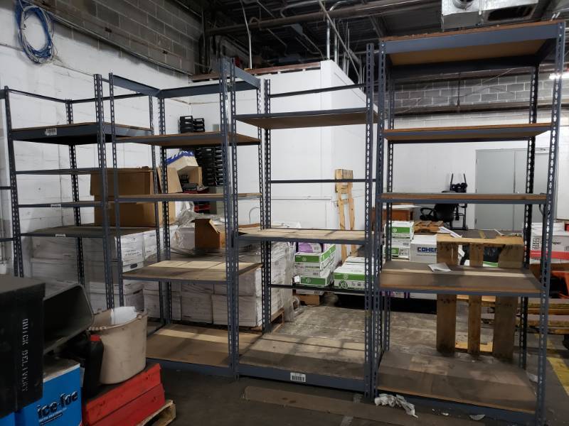 lot 10131 image: Metal Industrial Shelving Lot