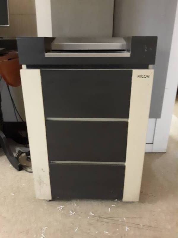 lot 10023 image: Ricoh Model 4000FL Paper Shredder