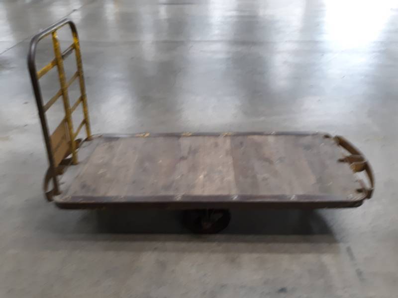 lot 10020 image: HD Metal Rolling Cart
