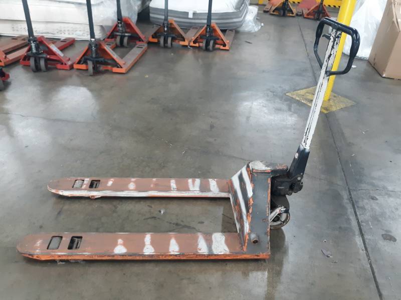 lot 10136 image: Pallet Jack - Hand Truck