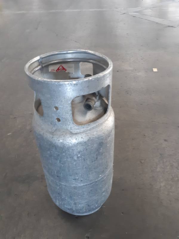 lot 10143 image: Metal Gas Canister