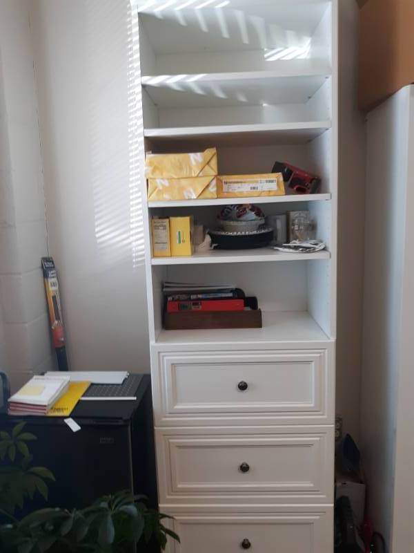 lot 10124 image: White 3 Drawer Hutch Top Cabinet Contents Not Included