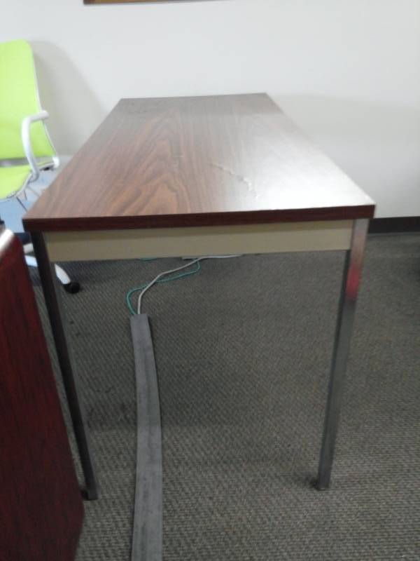 lot 10033 image: Metal Table Wood Look Top