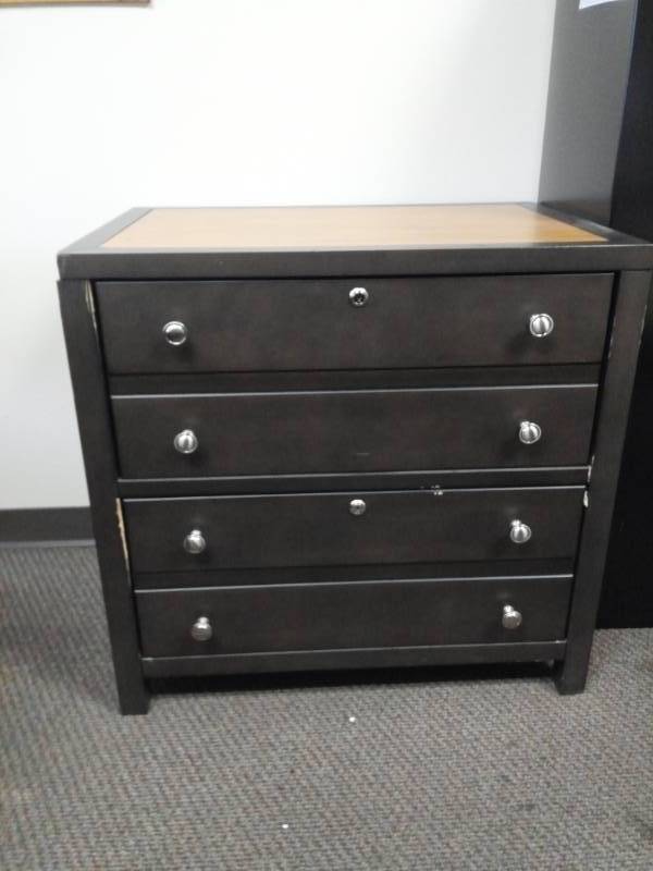 lot 10036 image: Four Drawer Metal Chest of Drawers