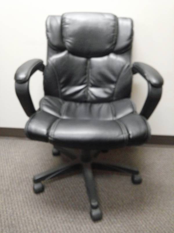 lot 10063 image: Black Pleather Rolling Office Chair