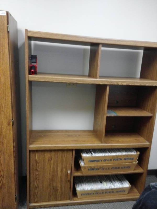lot 10065 image: Composite Enteretainment Center Shelf Unit