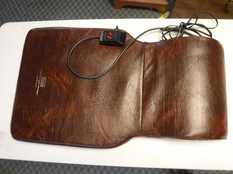 lot 6549 image: king size back massager