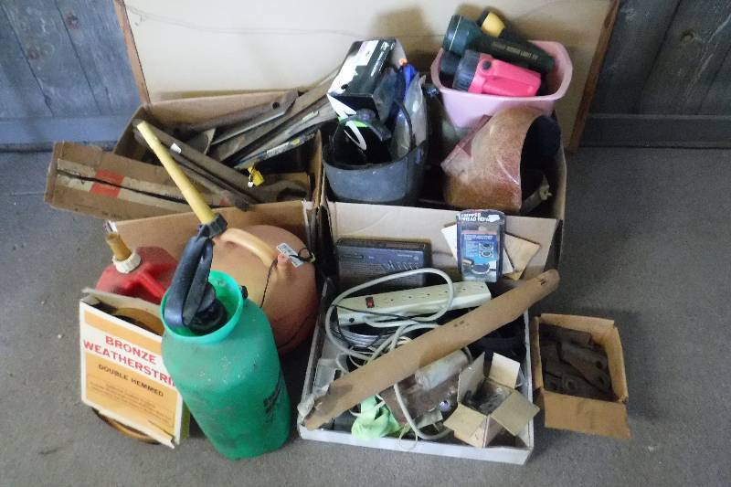 lot 7418 image: Lot of garage items- welding helmet- gas can- flash lights and more