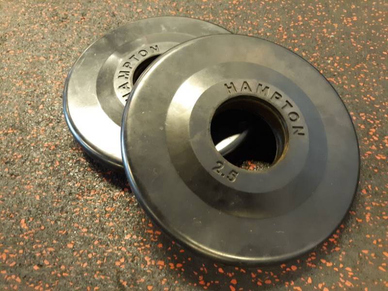 lot 1650 image: (2) Hampton Barbell 2.5 Lb Weights