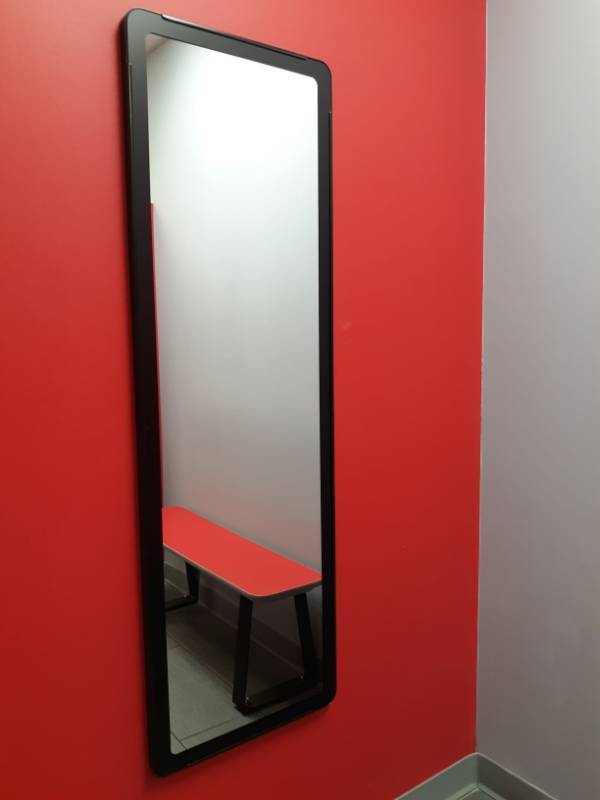 lot 1674 image: Wall Mirror