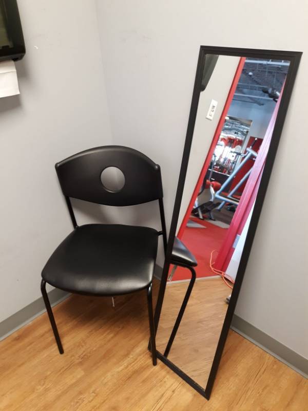 lot 1688 image: Chair And Mirror