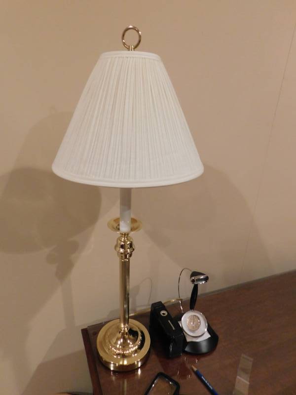 lot 3394 image: Metal Electric Lamp