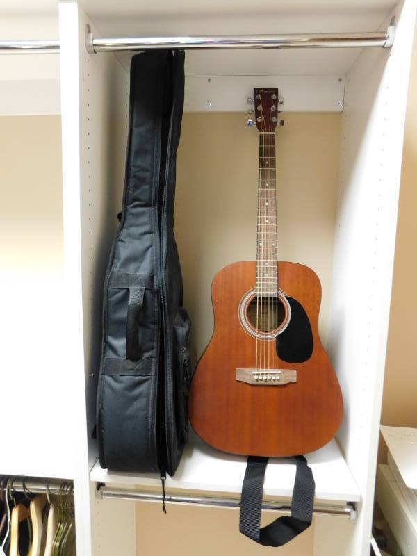lot 3414 image: Ventura Hand Crafted Wood Guitar with Bag