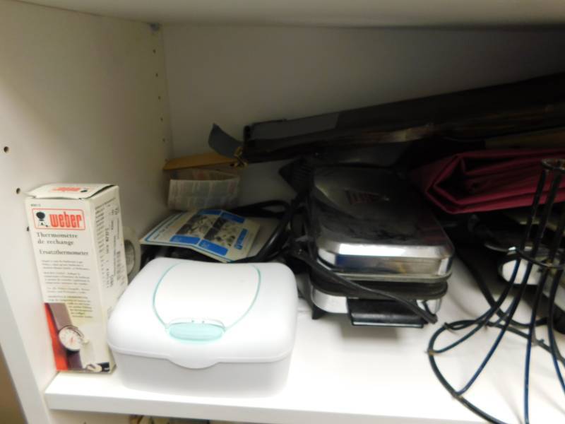 lot 3477 image: Belgium Waffle Maker, Sunbeam Waffle Baker and Misc.