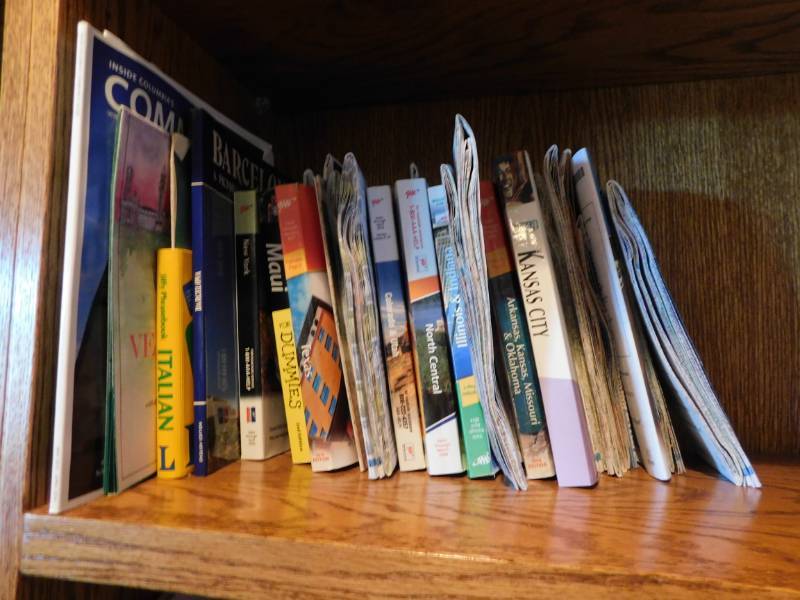 lot 3435 image: Lot of Books