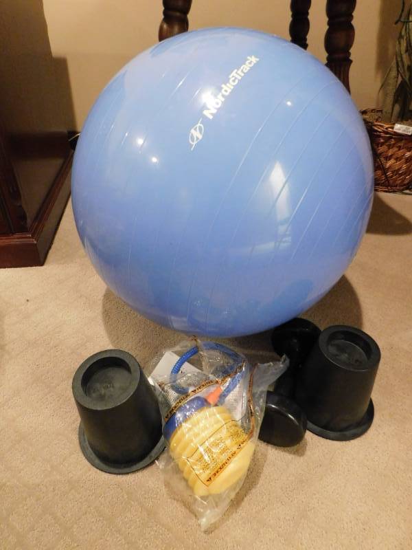lot 3494 image: Nordic Track Fitness Ball with Manual Pump and Dumb Bell