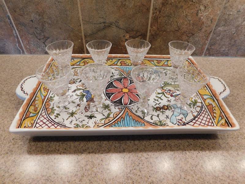 lot 3559 image: Ceramic Art Serving Dish with Shot Glasses