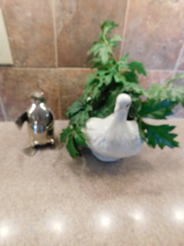 lot 3565 image: Restoration Metal Penguin and Ceramic Duck