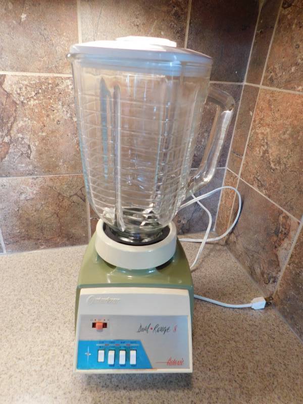 lot 3571 image: Ostersizer Blender