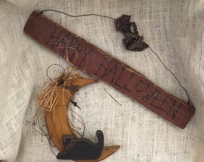 lot 2034 image: Happy Halloween rustic wood decorsigns