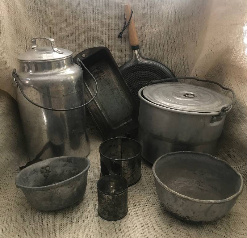 lot 2044 image: Rustic Farmhouse assortment of tin kitchen items