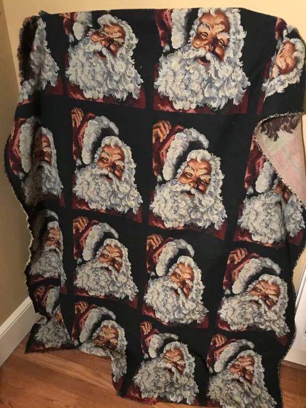 lot 2052 image: Blankettable cloth with old fashioned Santa