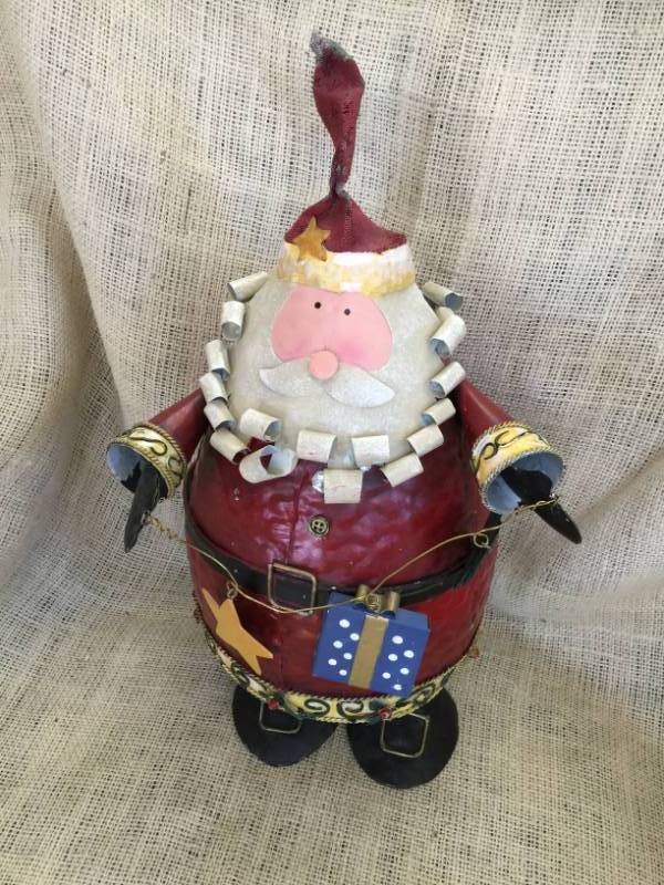 lot 2075 image: 16 Tin Snowman on Spring--he bounces