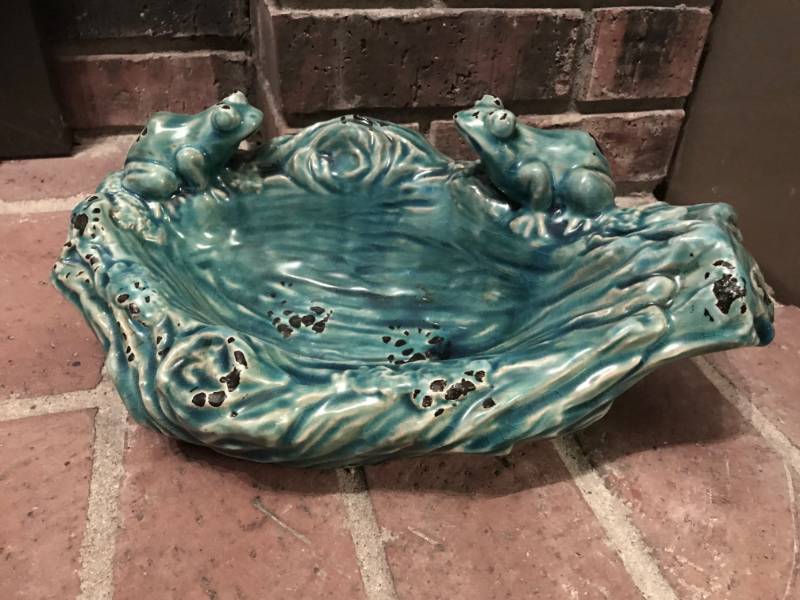 lot 2147 image: Ceramic frog pondbowl