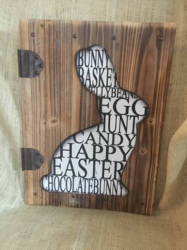 lot 2155 image: Rustic country bunny wood decor