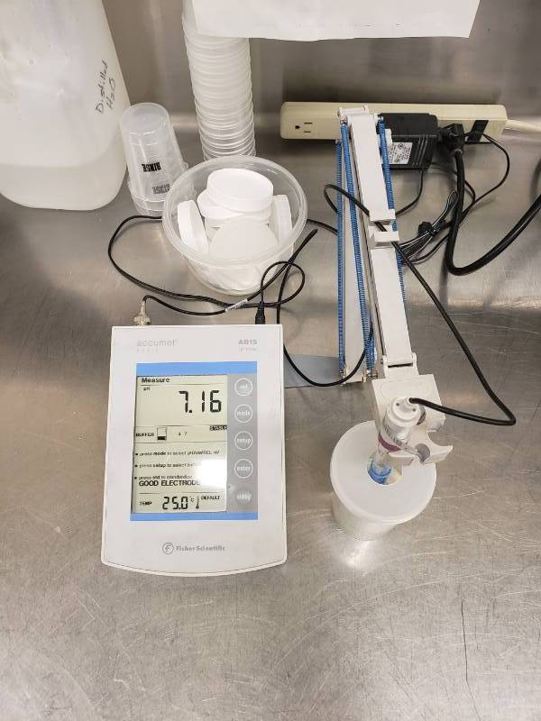 lot 6025 image: Fisher Scientific Accumet Basic Ab15 Ph Meter