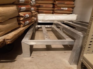 lot 6204 image: (1) Dunnage Rack