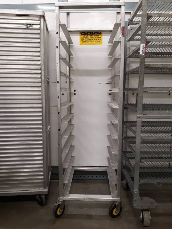 lot 6245 image: Rolling Pan Rack Without Pans
