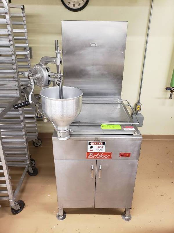 lot 6016 image: Belshaw Gas Doughnut Fryer With Type B Depositor