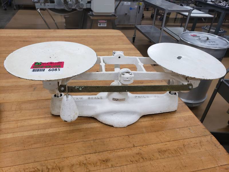 lot 6085 image: Bakery Scale